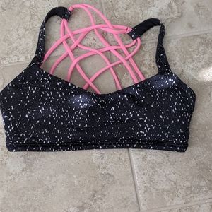Lululemon free to be wild strappy back sports bra